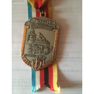 Médaille Vintage 1994 Carl Poellath Schrobenhausen 20ème Gipfelmarsch